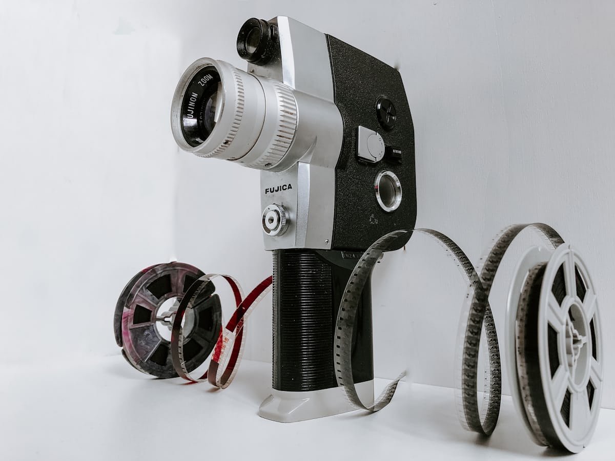精品久久视频